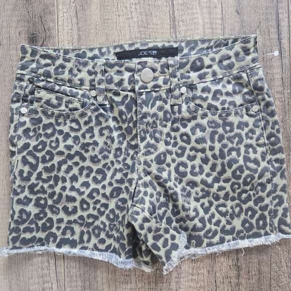 Joe's Jeans Other - Joes Jeans Girls Size 12 Leopard Print Denim Shorts Olive Green Raw Hem Cut Off